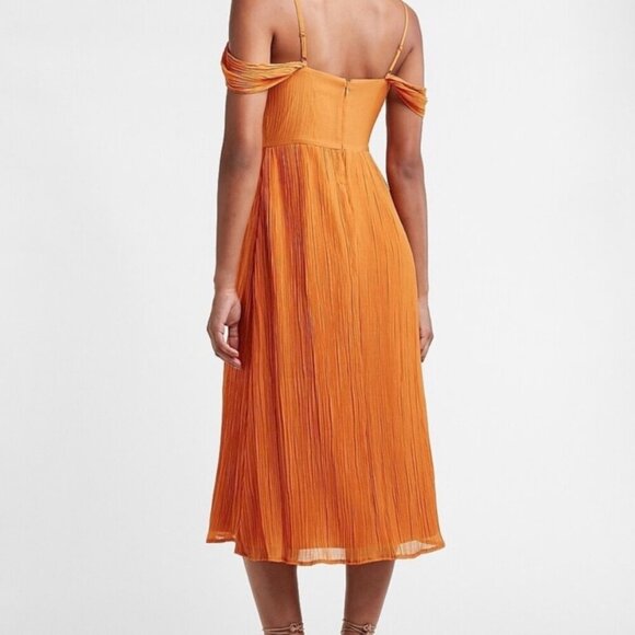 Express Orange Off Shoulder Crinkle Pleat Midi Dress Large - Picture 2 of 10